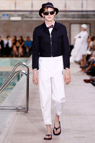 Moncler Gamme Bleu / - 2010